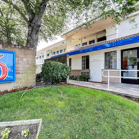 Motel 6-Pinole, Ca Dış mekan fotoğraf
