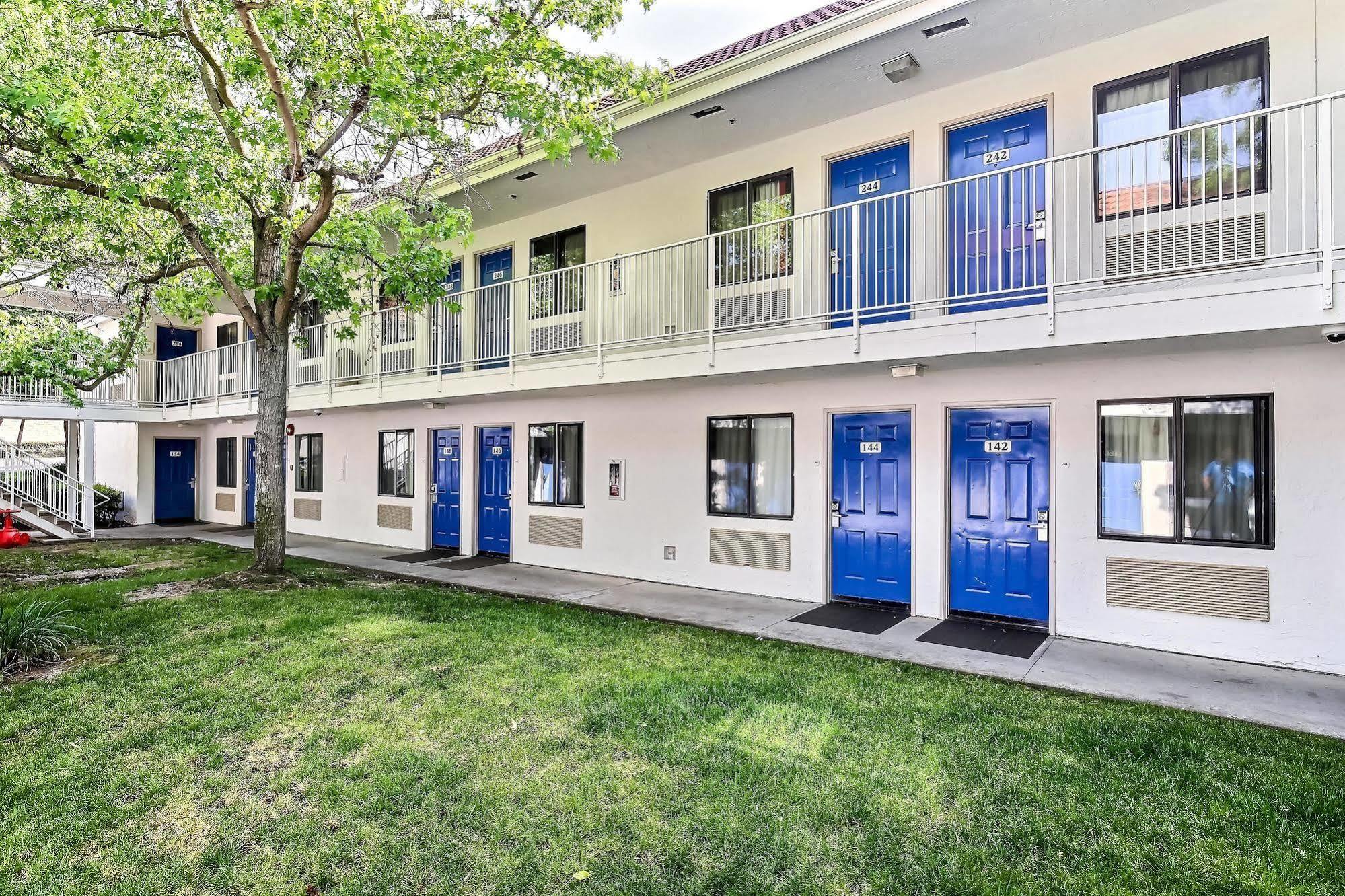 Motel 6-Pinole, Ca Dış mekan fotoğraf